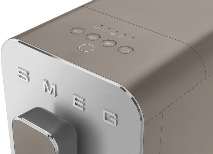 Кофемашина Smeg BCC01TPMEU в магазине «На диване» в Рязани  — Выгодная цена