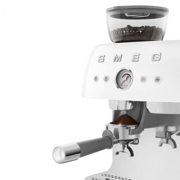 Кофемашина-эспрессо SMEG EGF03WHEU в магазине «На диване» в Рязани  — Выгодная цена