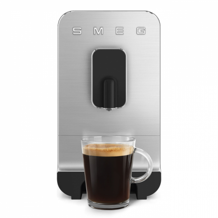 Кофемашина Smeg BCC01BLMEU в магазине «На диване» в Рязани  — Выгодная цена