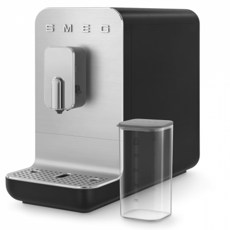 Автоматическая кофемашина Smeg BCC13BLMEU в магазине «На диване» в Рязани  — Выгодная цена